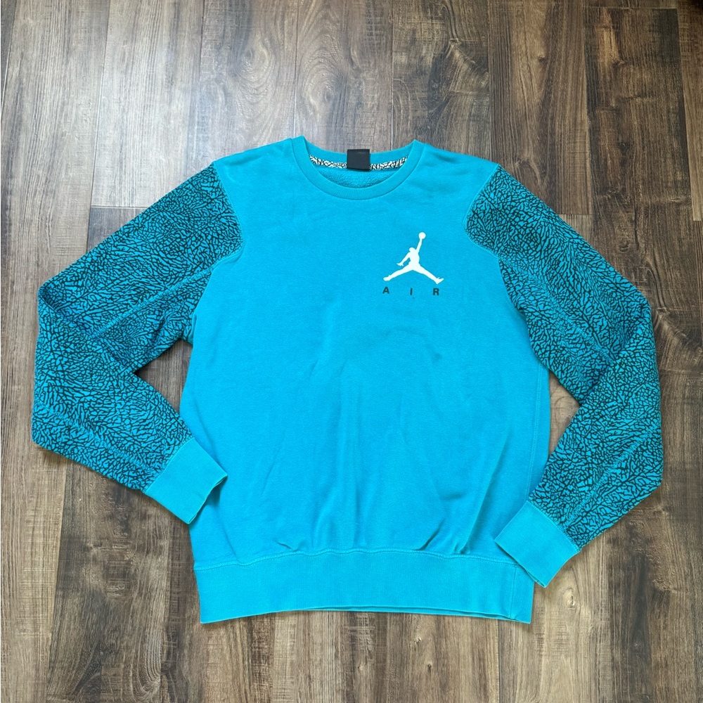 Air Jordan Men's Blue Sweater